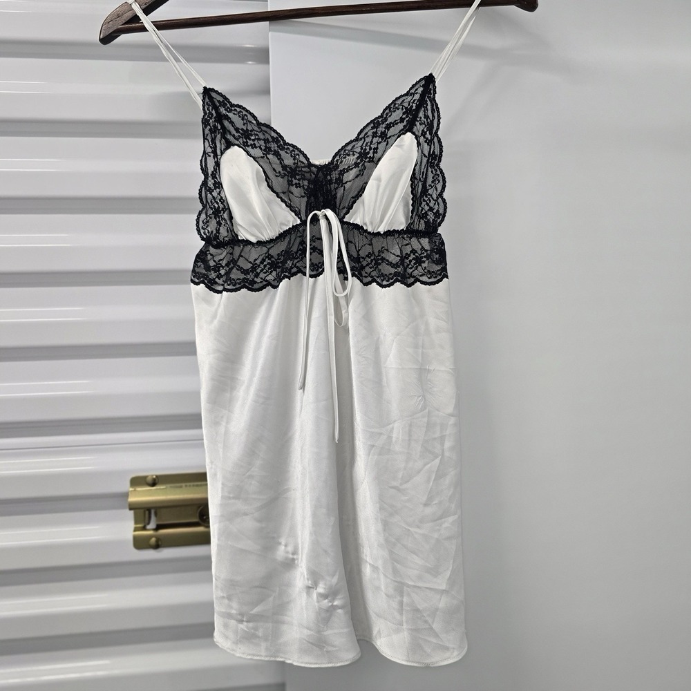 Y2K Victoria's Secret Satin Lace Babydoll Slip Dress Chemise White Black L
